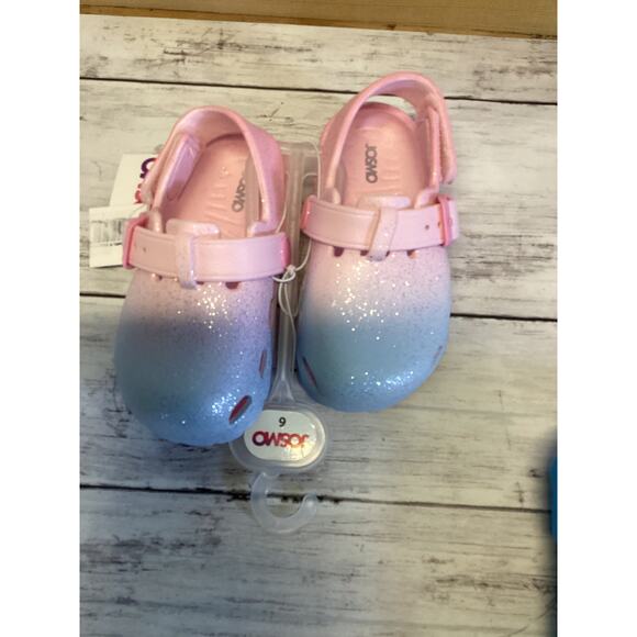 Josmo Kids Soft Glitter Clogs in a Pink and Blue Gradient color Size 5 - Picture 3 of 4